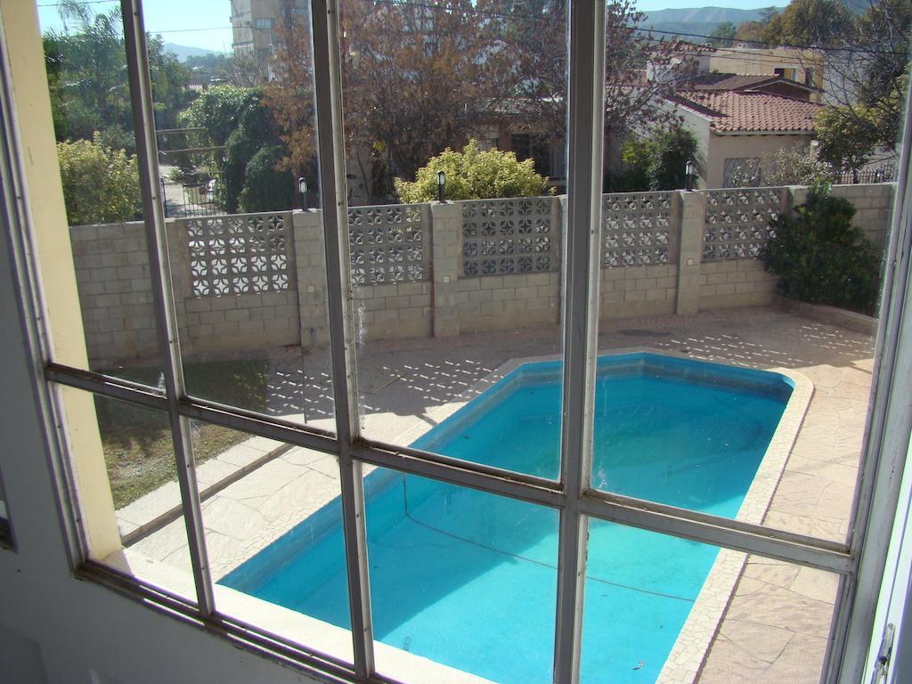 Hotel Temu Villa Carlos Paz Exteriör bild