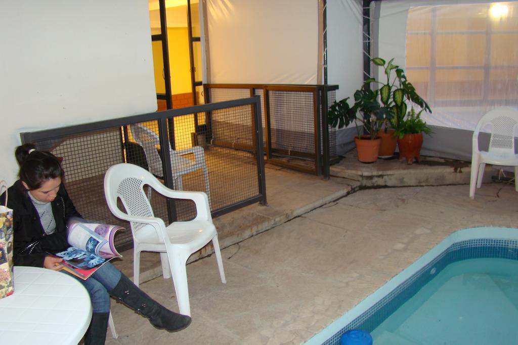 Hotel Temu Villa Carlos Paz Exteriör bild