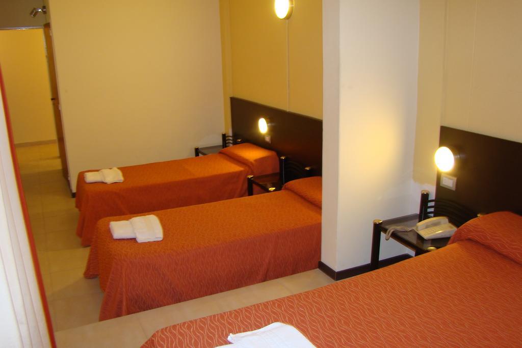 Hotel Temu Villa Carlos Paz Rum bild