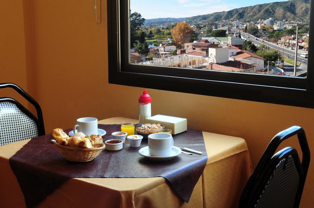 Hotel Temu Villa Carlos Paz Exteriör bild