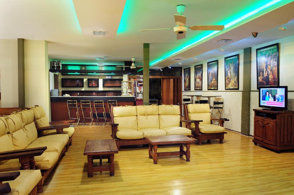 Hotel Temu Villa Carlos Paz Exteriör bild