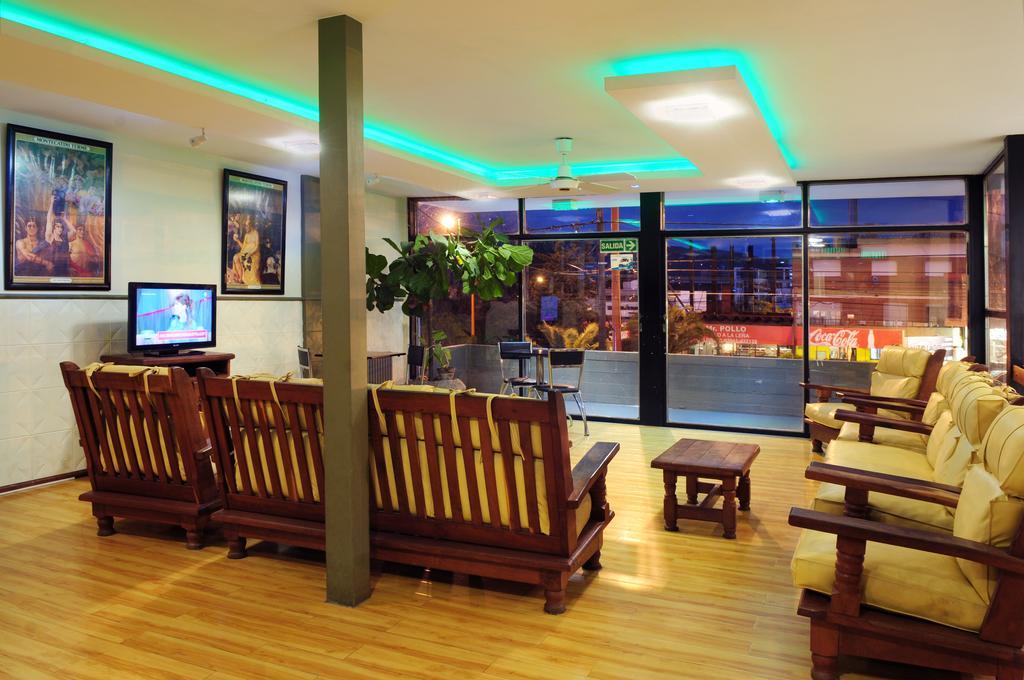 Hotel Temu Villa Carlos Paz Exteriör bild