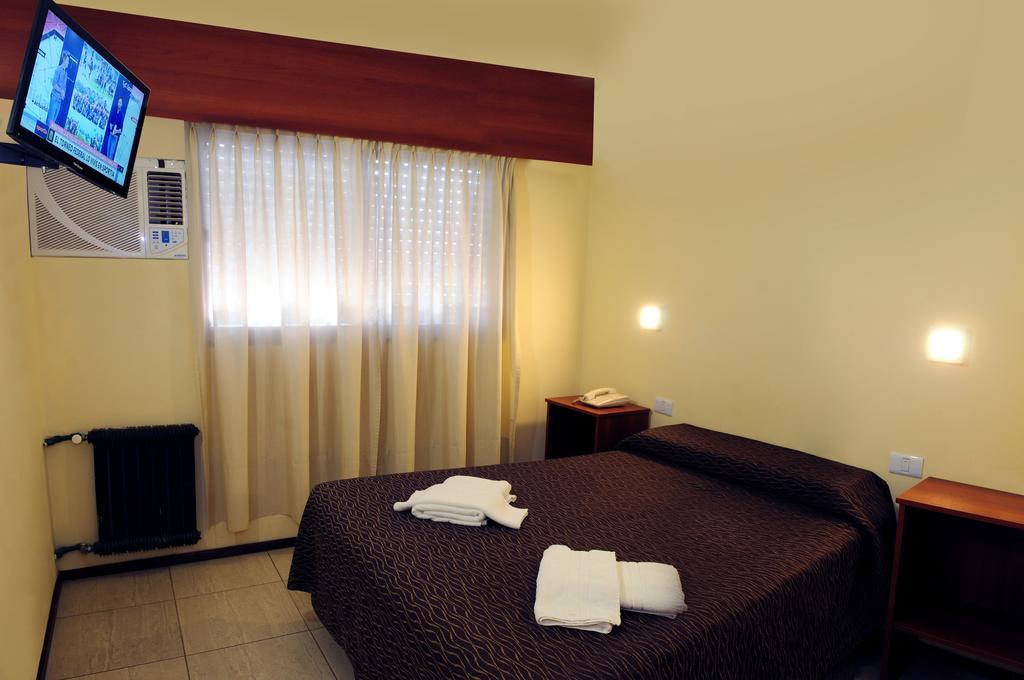 Hotel Temu Villa Carlos Paz Exteriör bild
